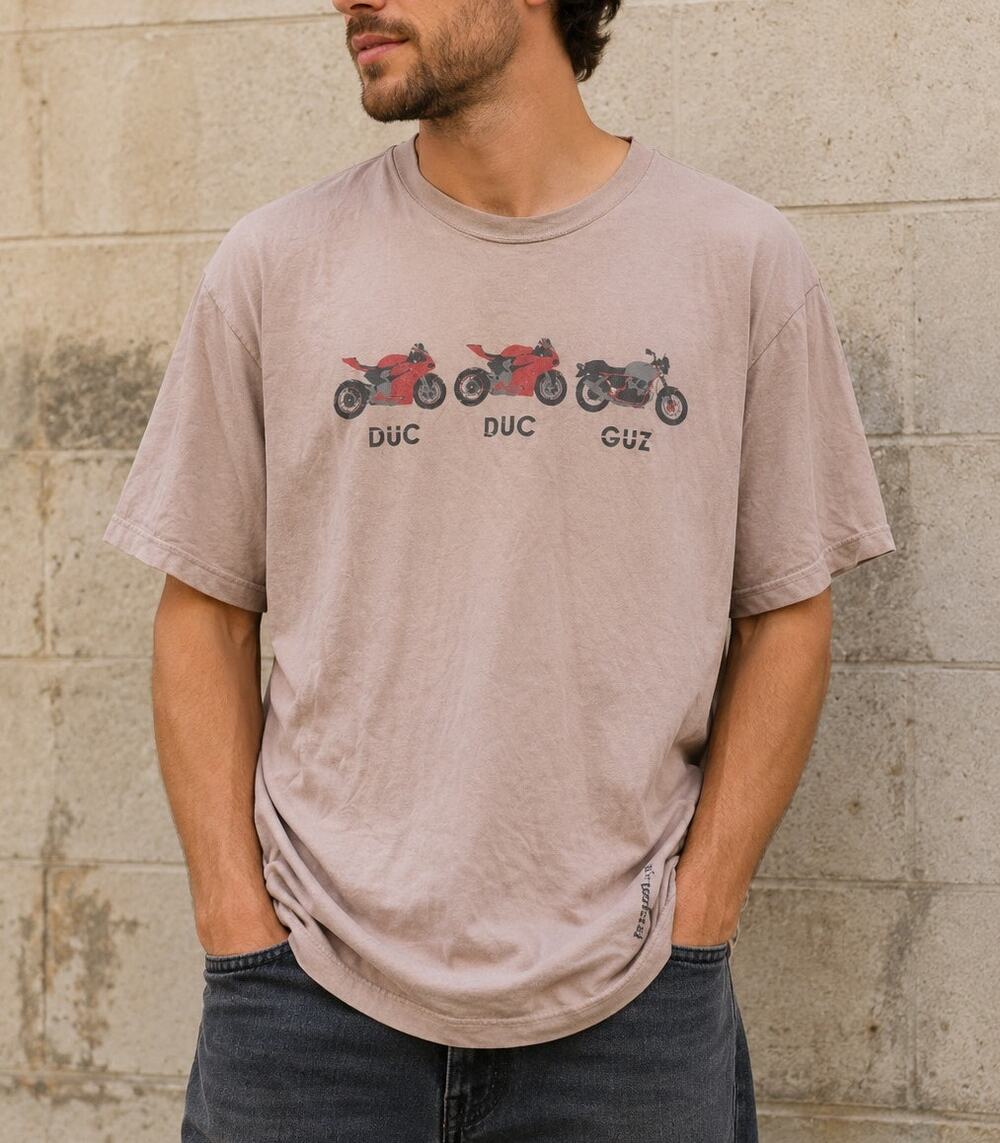 "Duc Duc Guz" Ducati Moto Guzzi Motorcycle Graphic Tee Tan Large GUC